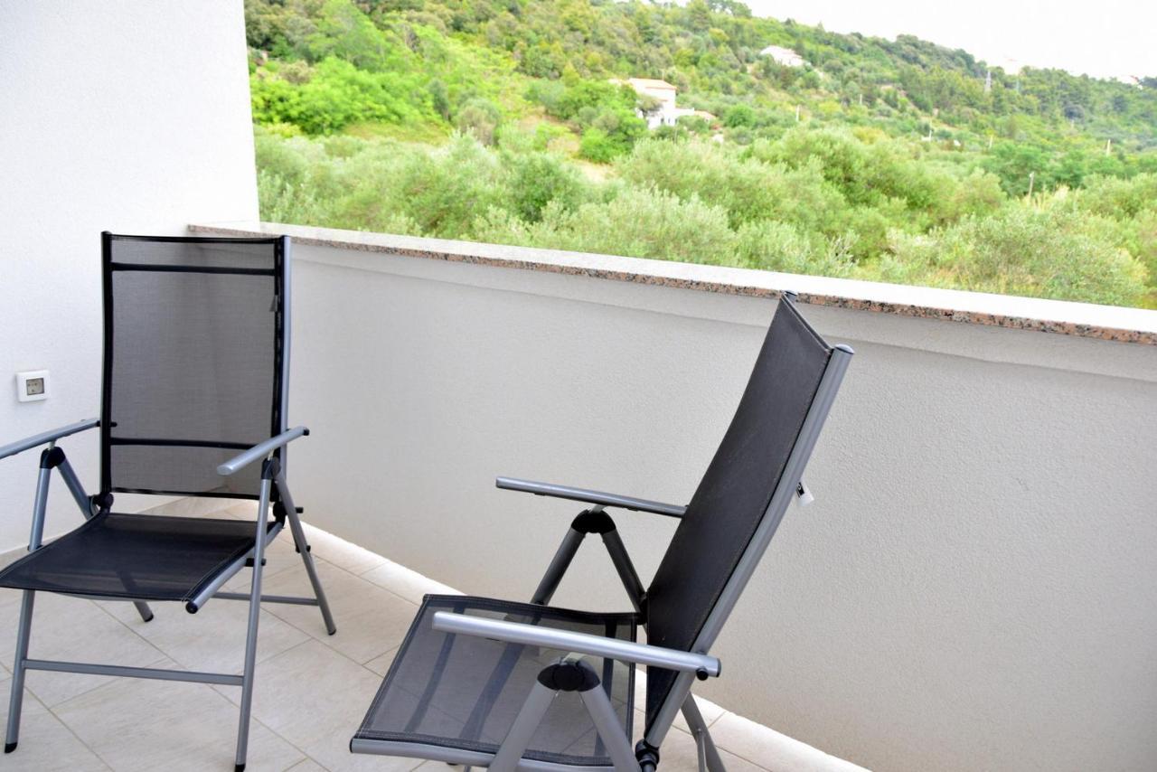 Palit Hills Superior Apartments Exterior foto